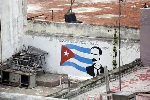 Снимка на исторически находки: Фотография стенописи ръчно рисувани, Хосе Марти, Покриви, Старата Хавана, Куба, Карол Хайсмит